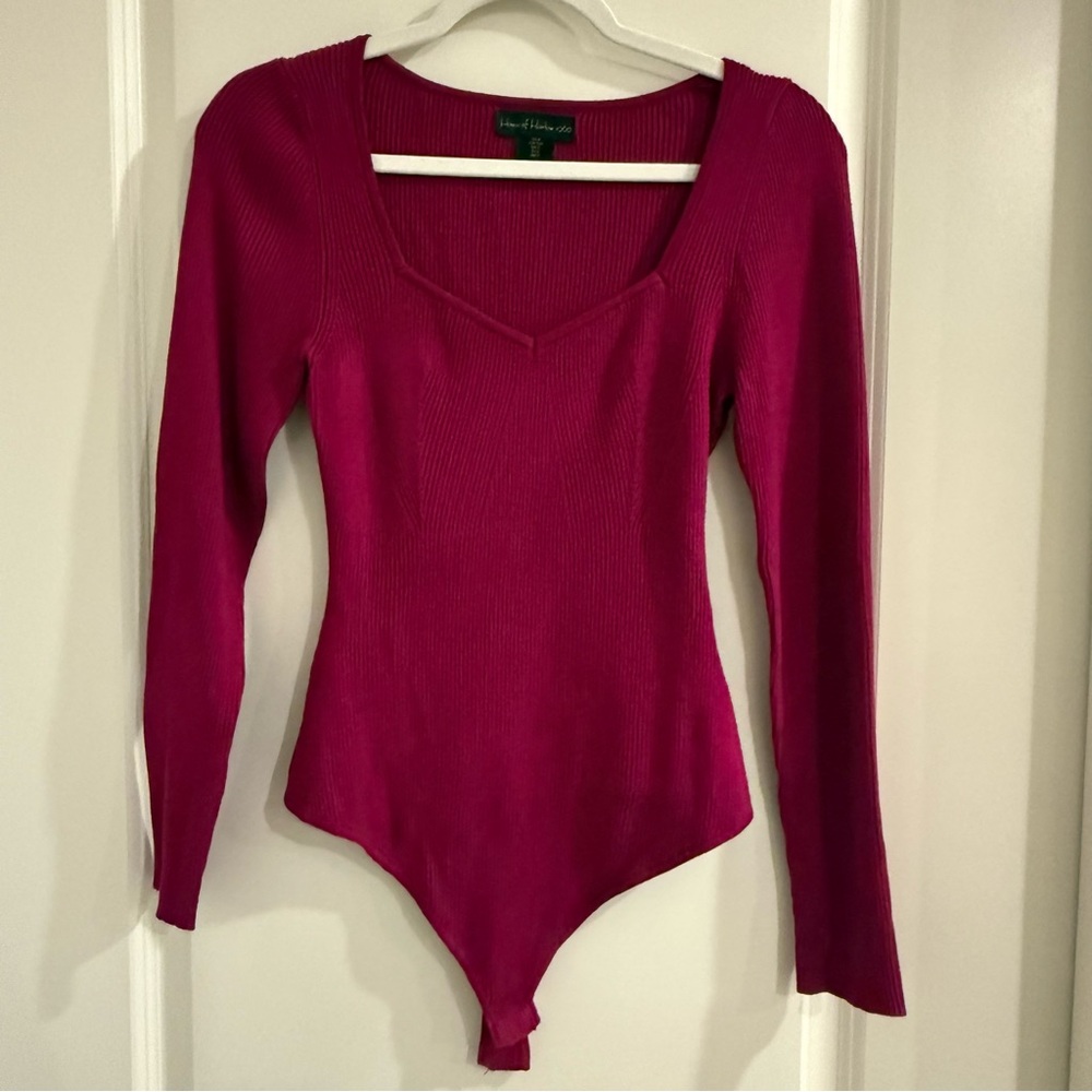 House of Harlow 1960 Ribbed Knit Luxe Essentials Long Sleeve Bodysuit-Magenta